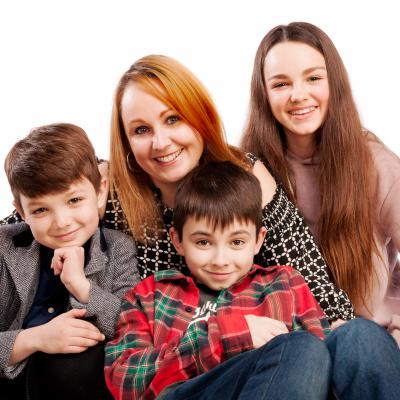 A mother and her 3 children