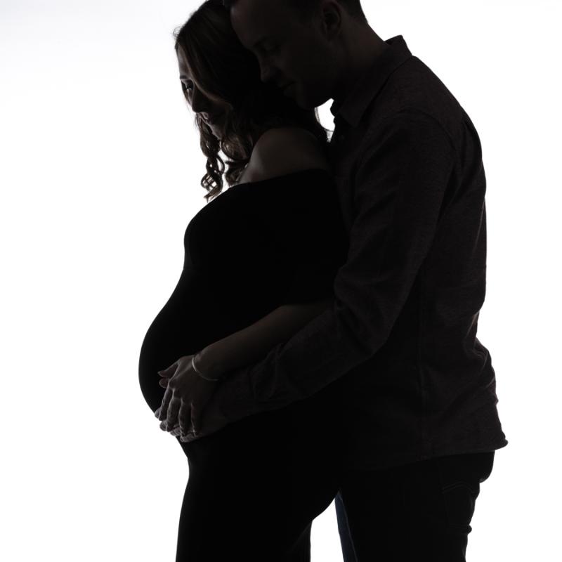 Jessica And Olly Maternity Shoot